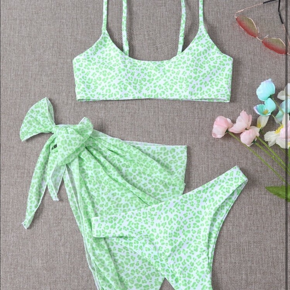Bikini!